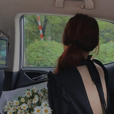 发布会现场实拍：超模之女直播带货翻车，人设崩塌